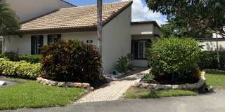 958 Mockingbird Lane Gallery 1