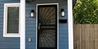 2206 Lyon Avenue Gallery 2