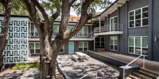 River Oaks Gallery 153