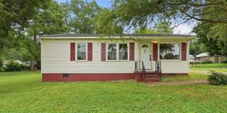 Quaint 3 bed 1 bath home in charming Decatur! Gallery 1