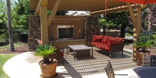 Pinnacle at Galleria Luxury Apartments Gallery 11