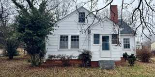 Three bedroom, 1 bath house with studio apartment in Burlington Gallery 1