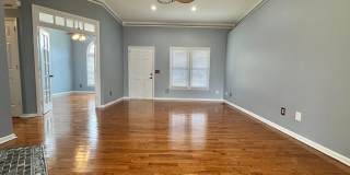 One-Level Living with Garage on a Cul-de-Sac in Nashville! Gallery 5