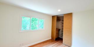 Fantastic 3 bed - 2 bath Home with backyard in North Hills Gallery 30