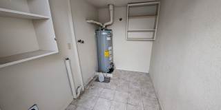 2 bedroom 1 bath duplex Gallery 8