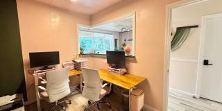 44075 PIPELINE Plaza Gallery 6