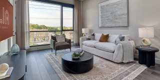 LIA by Vermella Gallery 29