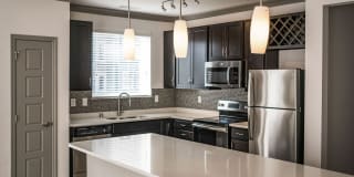 Axis on Lexington Gallery 34