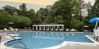 eaves Fair Lakes Gallery 29