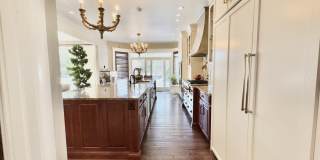 9 Oak Brook Boulevard Gallery 11