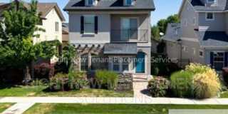 1076 West Stanhope Street Gallery 1