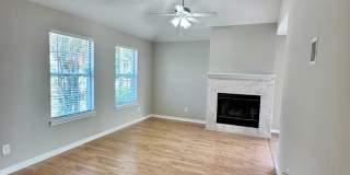 Adorable, Centrally located 3B/2B Home available for Long Term Rental Gallery 1