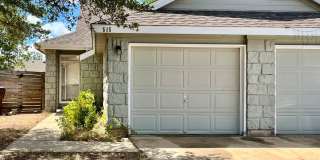Cute 2 bedroom Duplex Gallery 1