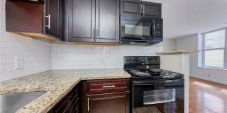 5500 Pershing Avenue Gallery 21