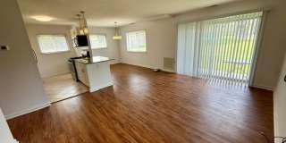 2Br/ 1Ba - Beautifully renovated first-floor walkout condo in water privileged community available now! Gallery 7