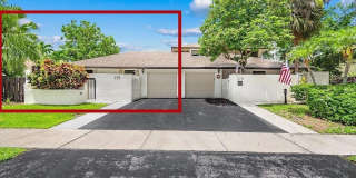 378 SW 28th Avenue Gallery 1