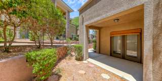 Beautiful Summerlin townhome, 3 bed, 2.5 bath, on 1st floor. Gallery 8