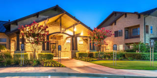 Olympus Waterford Gallery 40