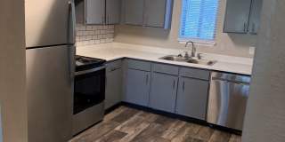 River Walk Apartments Gallery 13
