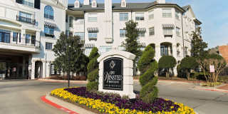 Winsted at White Rock Gallery 40