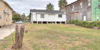 907 Laredo - 2/bedroom 1.5/bathroom $850/month 907 Laredo - 2/bedroom 1.5/bathroom $850/month Gallery 1