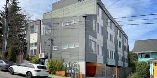 3Bd/1.5Ba Seattle Townhouse Gallery 26