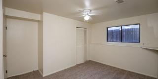 Spacious 4 Bedroom in Mid-Town Fort Collins Gallery 20