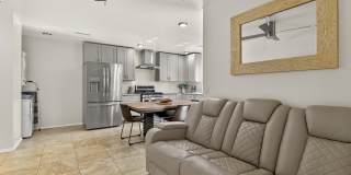 2800 N Ellen Street unit: 2 2800 N Ellen Street unit: 2 Gallery 1