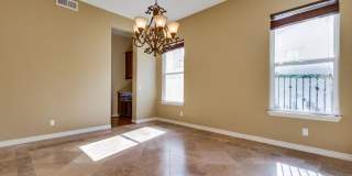 Beautiful 4 bedroom, 4.5 bathroom Home in the Varadero Community Gallery 17