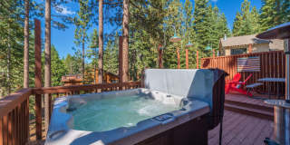 WINTER SKI LEASE:  Hot Tub, Pet Friendly, Sleeps 10, Near Northstar Gallery 1