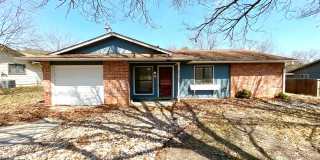 Beautiful 4-Bedroom Home Near Shopping  Dining in Live Oak Gallery 1