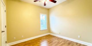 701 Victoria Circle Gallery 20