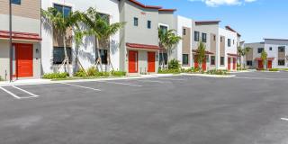 ID Oakland Park Gallery 40