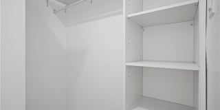 10848 Huston Street Gallery 25