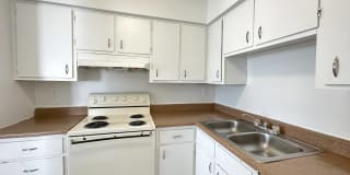 Courtyard Apartments Courtyard Apartments Gallery 4