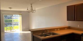 3 bedroom 2.5 bath-Move in JUNE-WATER,TRASH,SEWER & LAWN CARE INCLUDED! 2 story townhome with 1 car attached garage! 13492 Applerose Lane #22 Lynwood at Southmeadow Gallery 10