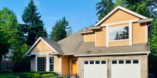 Beautifully Maintained 4-Bedroom Home with A/C in Prime Kirkland Location Beautifully Maintained 4-Bedroom Home with A/C in Prime Kirkland Location Gallery 1