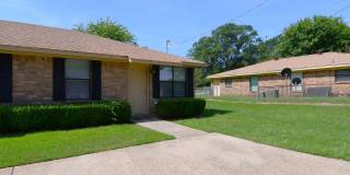 Whitehouse ISD-2 Bedroom 1 Bathroom Duplex Gallery 1