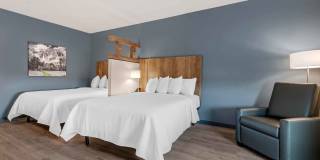 Pueblo Pueblo Gallery 41