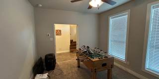 632 Clay Street Gallery 7