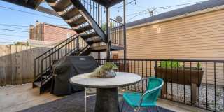 910 N WASHTENAW Avenue Gallery 20