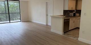 5550 NW 44th St Gallery 1