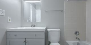 CUTE 2/1.5 w/ New Paint, Washer and Dryer, Close to TCC & FSU! Available NOW for $1050/month! Gallery 29