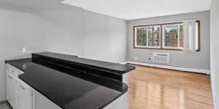 3428 Harriet Apartments Gallery 19