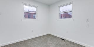 AVAILABLE JUNE 2026! - 2 Bedroom Suburban Vibes in the HEART of the City!! Gallery 9