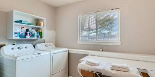 Stunning 4 BDR Fully Furnished Home in Broomfield Gallery 28