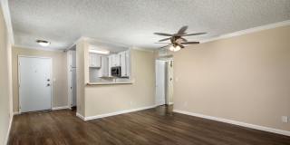 Warner Pointe Gallery 35