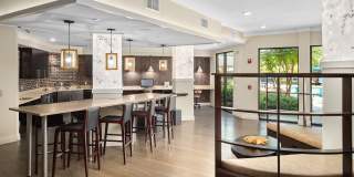 400 Belmont Gallery 18