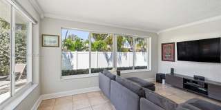 2725 SE 2nd Ct Gallery 22