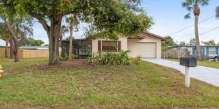1569 Richards Drive NE Gallery 1